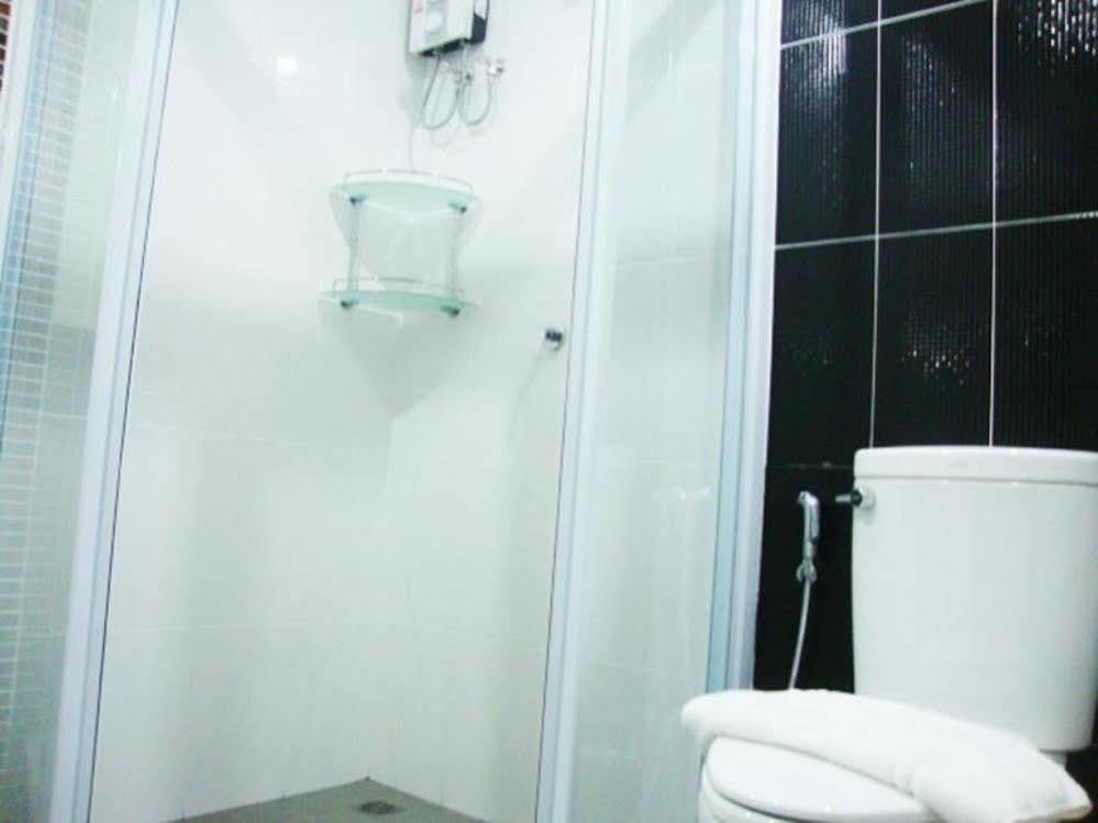 Thongmanee Hotel Hatjaj Kültér fotó