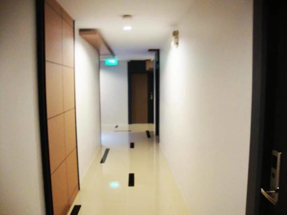 Thongmanee Hotel Hatjaj Kültér fotó