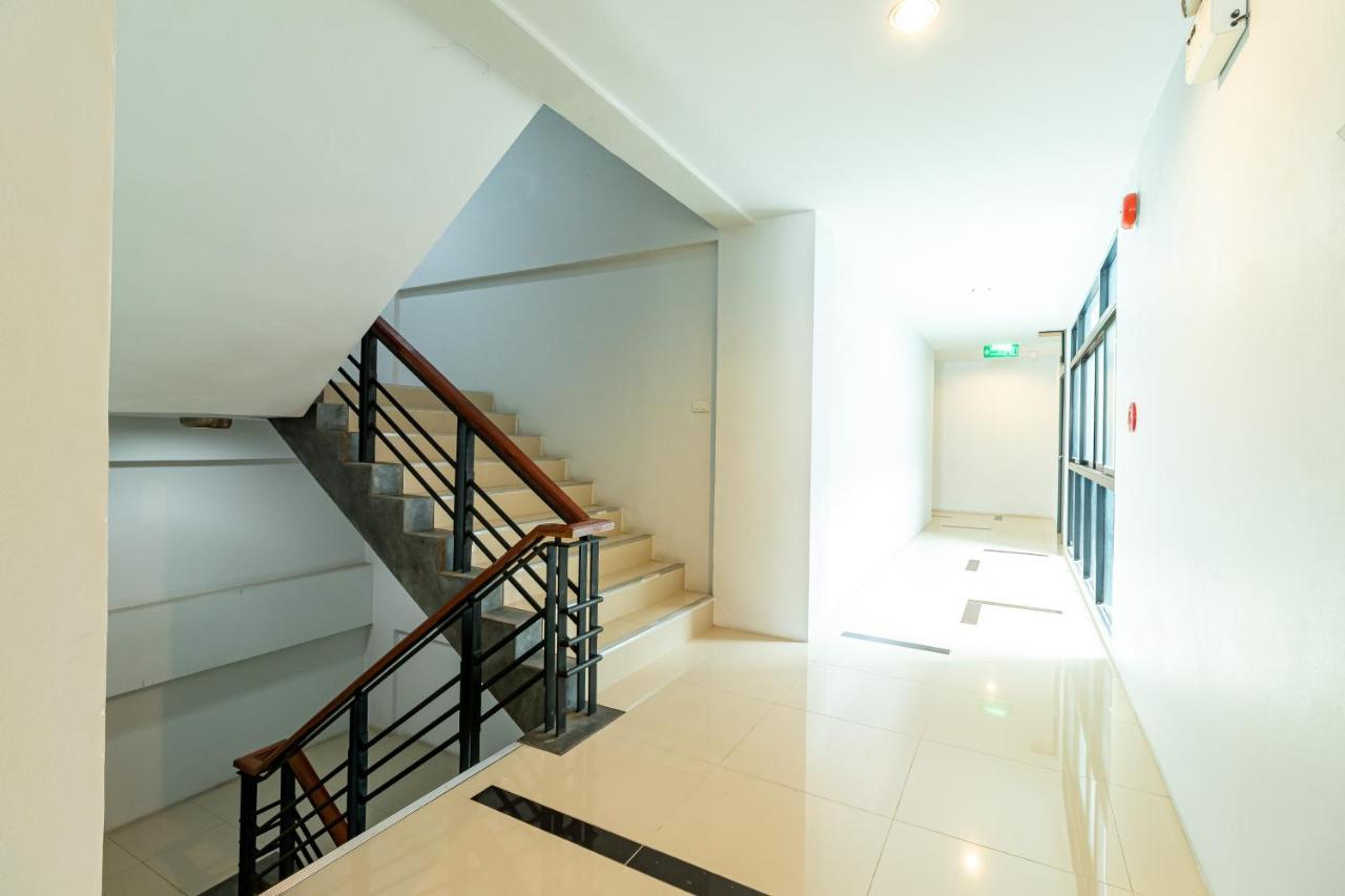 Thongmanee Hotel Hatjaj Kültér fotó